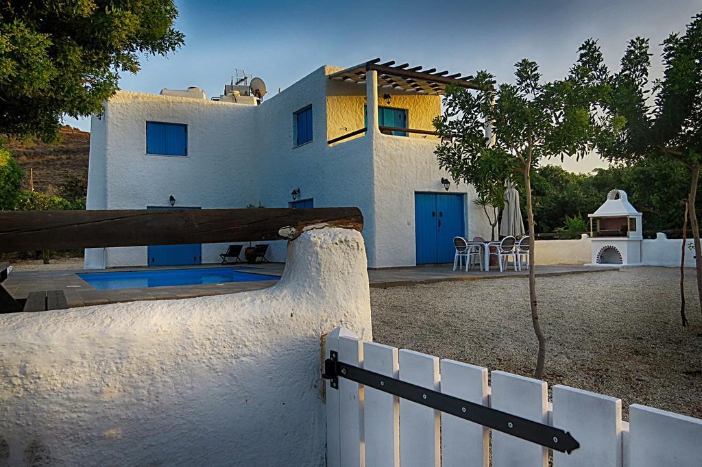Votsalo Villa Pomos Kamer foto
